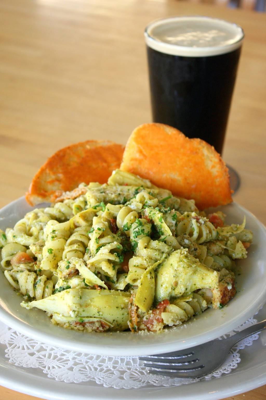 Sequoia Brewing Company | restaurant | 1188 E Champlain Dr Suite 107, Fresno, CA 93720, USA | 5594342739 OR +1 559-434-2739