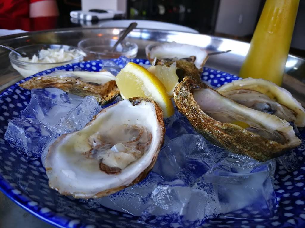 PUBLIC Kitchen & Bar | restaurant | 300 Victoria St N, Kitchener, ON N2H 6R7, Canada | 5199548111 OR +1 519-954-8111