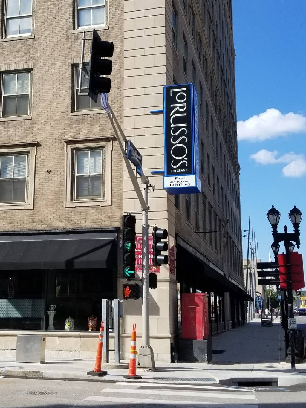 LoRussos on Grand | restaurant | 601 N Grand Blvd, St. Louis, MO 63103, USA | 3146013063 OR +1 314-601-3063