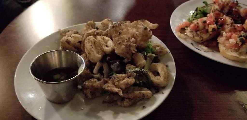 The Lincoln Pub & Grub | restaurant | 609 E Olive Ave Suite A, Fresno, CA 93728, USA | 5592302433 OR +1 559-230-2433