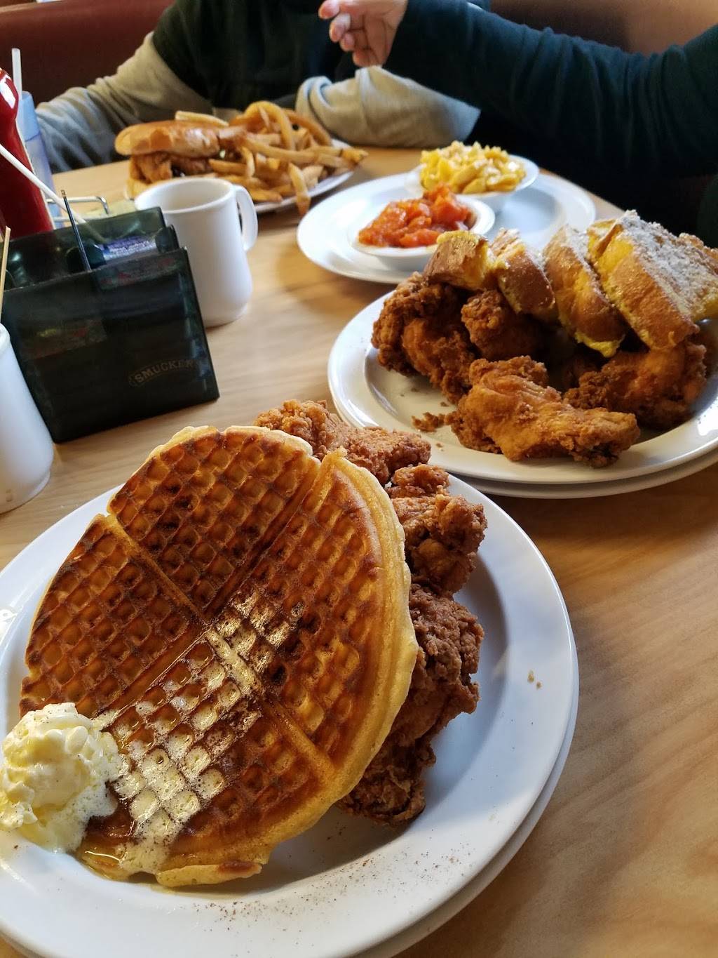 The Serving Spoon | restaurant | 1403 Centinela Ave, Inglewood, CA 90302, USA | 3104123927 OR +1 310-412-3927