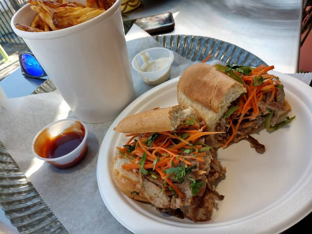 Aloha Snacks | restaurant | 501 Laskin Rd, Virginia Beach, VA 23451, USA | 7574287653 OR +1 757-428-7653