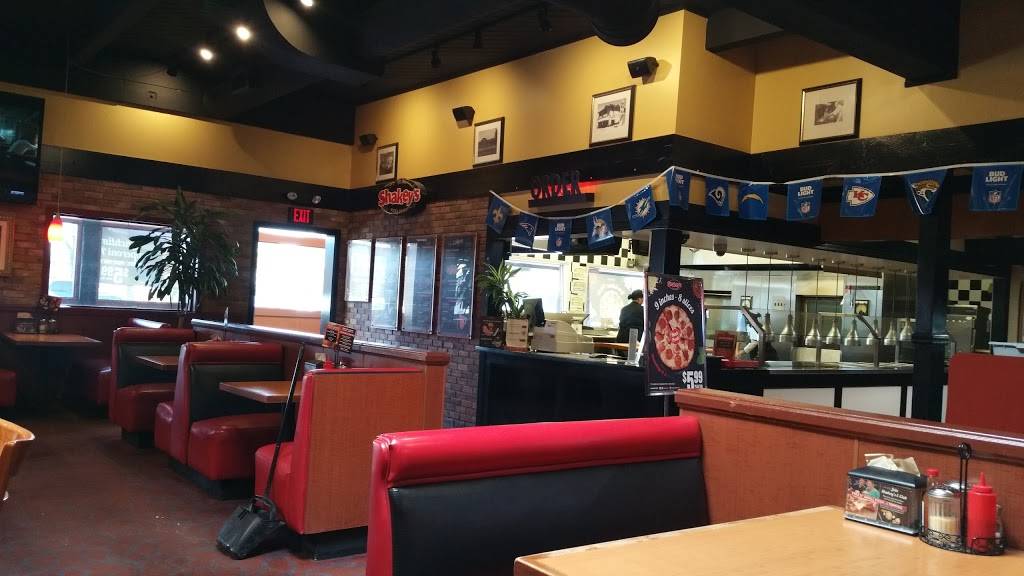 Shakeys Pizza Parlor | restaurant | 1880 N Hacienda Blvd, La Puente, CA 91744, USA | 6269187471 OR +1 626-918-7471