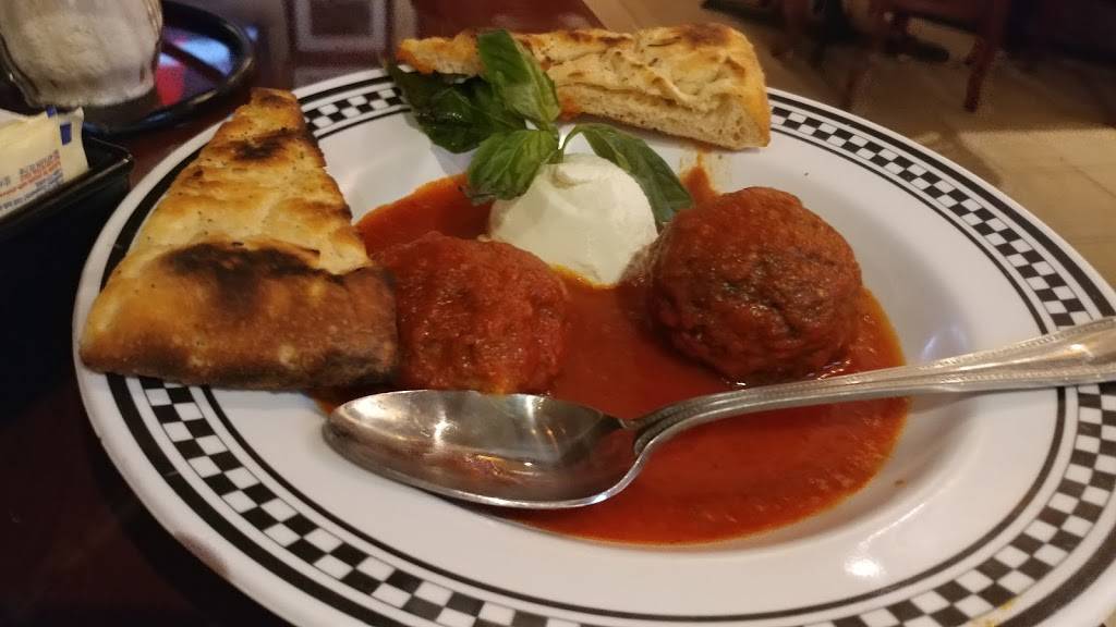 Anthonys Coal Fired Pizza | restaurant | 264 Main St, White Plains, NY 10601, USA | 9143589702 OR +1 914-358-9702