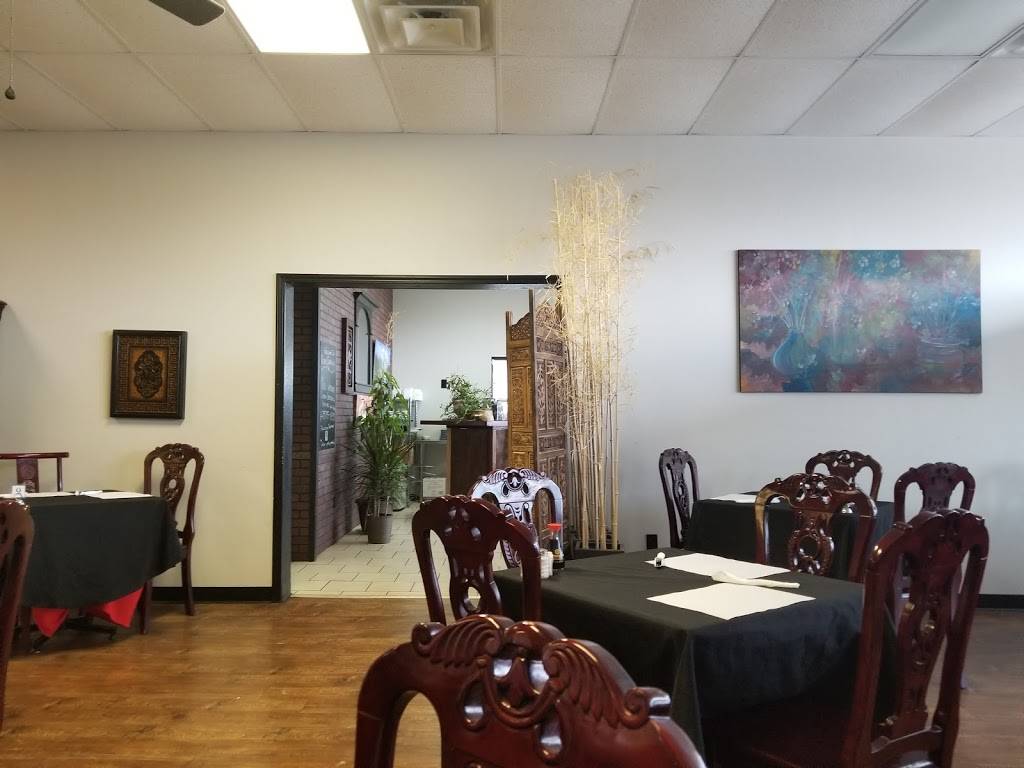 Royal Egg Rolls | restaurant | 439 W Centerton Blvd, Centerton, AR 72719, USA | 4797951330 OR +1 479-795-1330