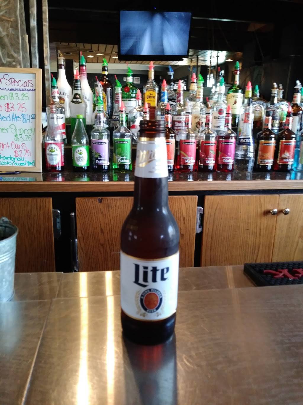 Oties | restaurant | 229 S State Rd, Otisville, MI 48463, USA | 8106314515 OR +1 810-631-4515