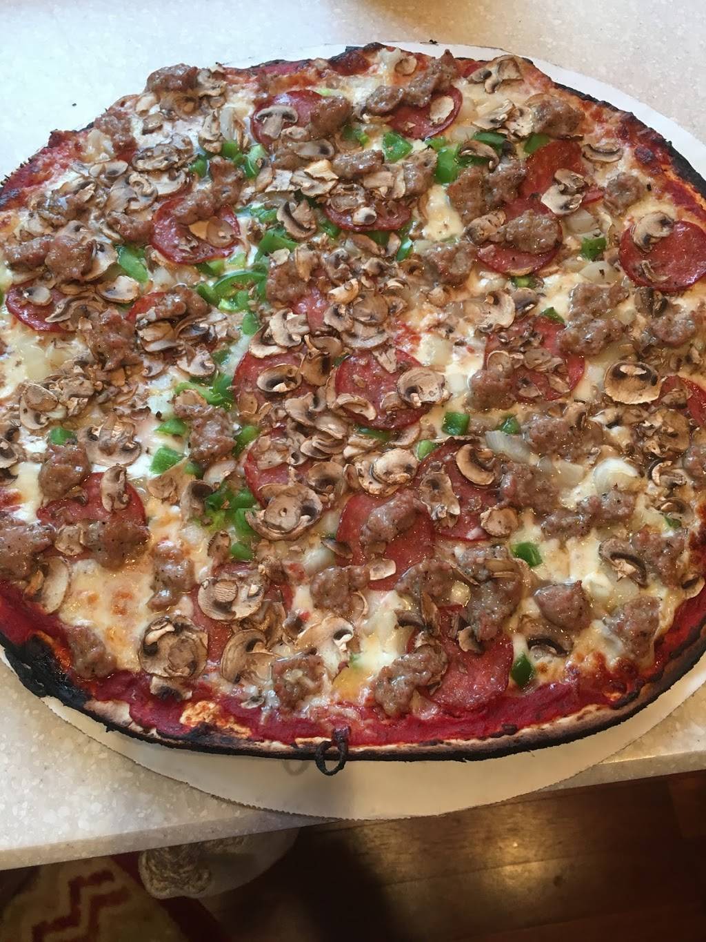 Pizza King | restaurant | 800 E Wisconsin Ave, Appleton, WI 54911, USA | 9207316577 OR +1 920-731-6577