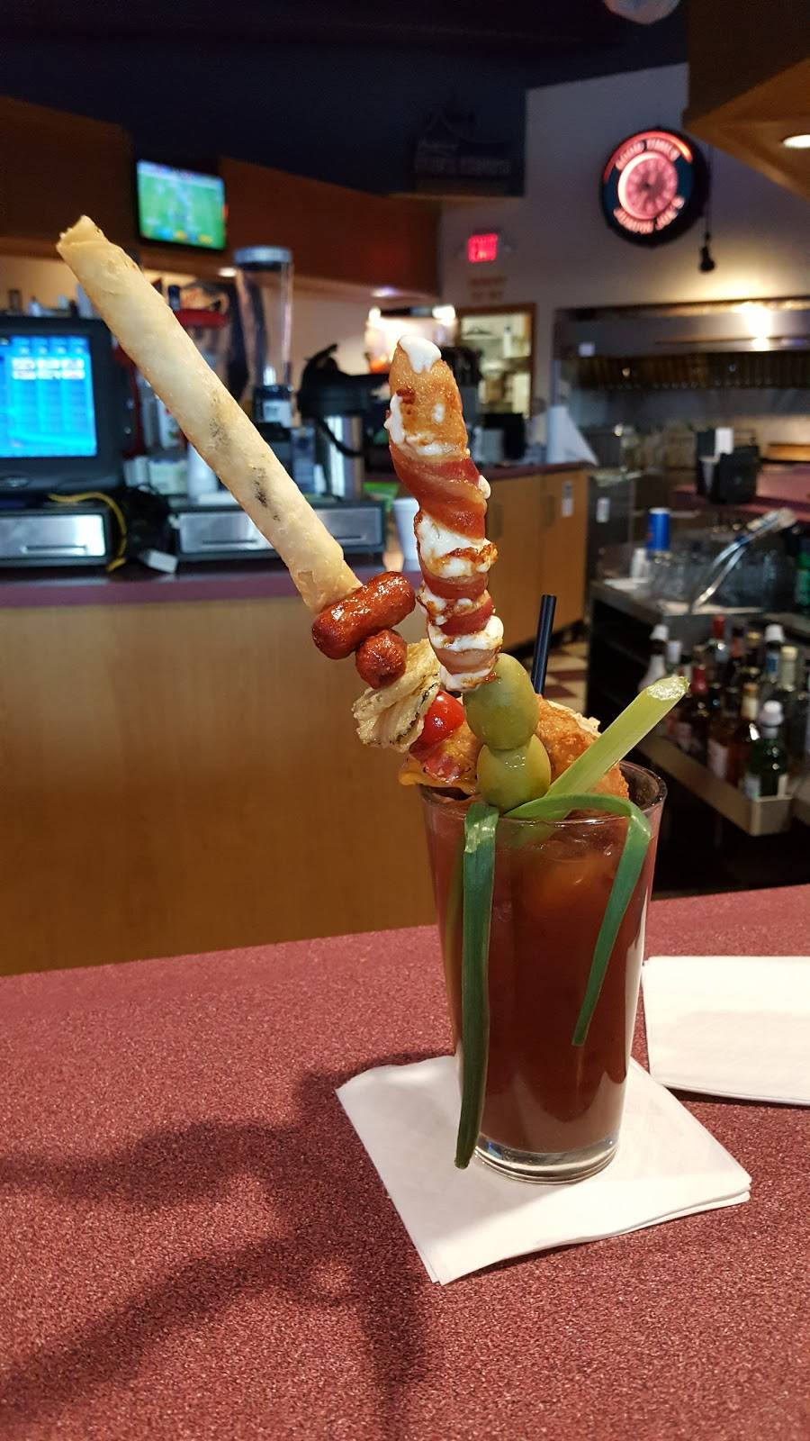 Jumpin Joes Sports Bar & Grill | restaurant | 1100 W Galena Ave, Freeport, IL 61032, USA | 8152356145 OR +1 815-235-6145