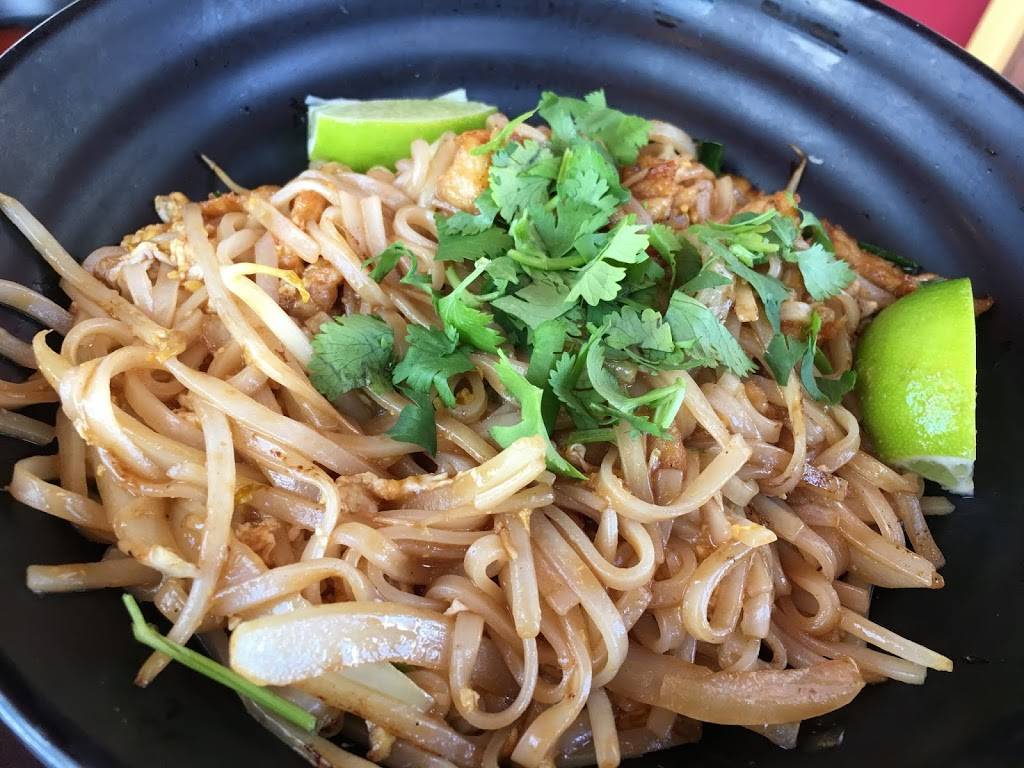 Fire Bowl Cafe | cafe | 11435 E Briarwood Ave # 900, Englewood, CO 80112, USA | 3037991690 OR +1 303-799-1690