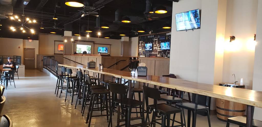 Oviedo Brewing Company | restaurant | 1280 Oviedo Mall Boulevard #1095, Oviedo, FL 32765, USA | 4075428248 OR +1 407-542-8248