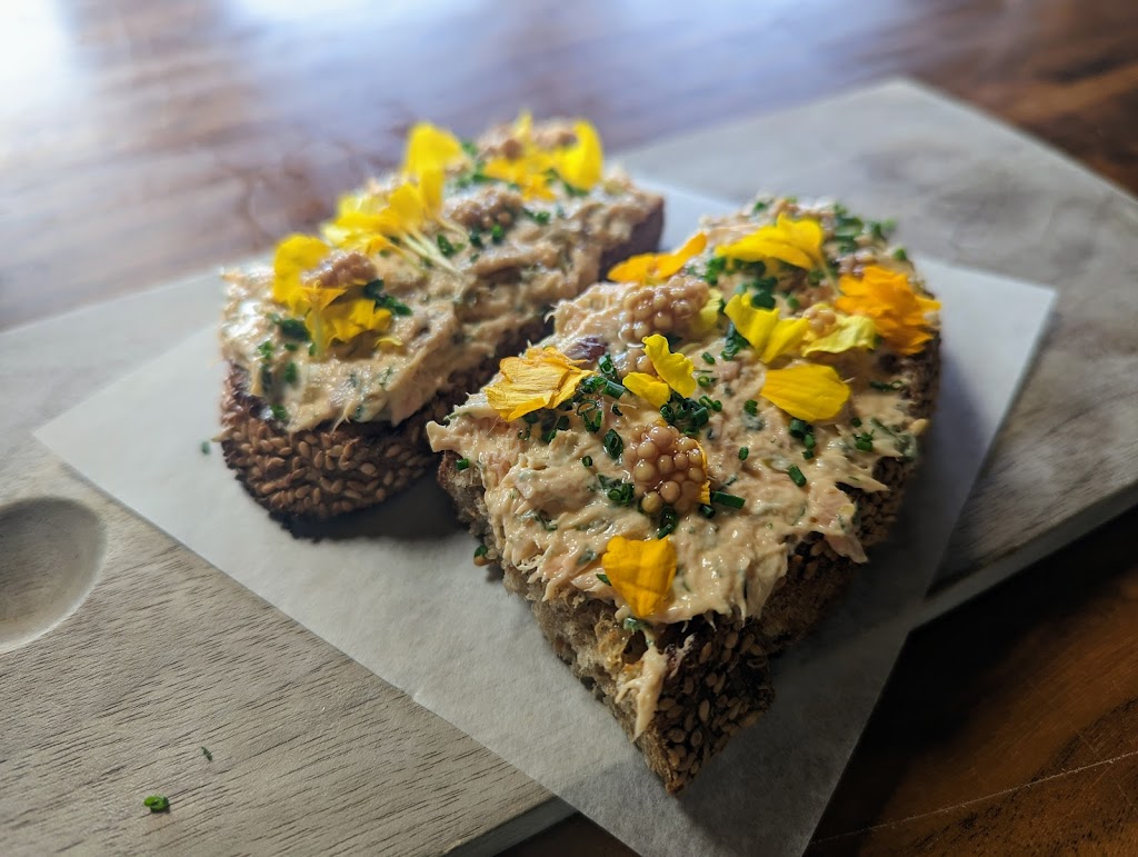 goodboybob coffee roasters | cafe | 2058 Broadway, Santa Monica, CA 90404, USA | 4245817014 OR +1 424-581-7014