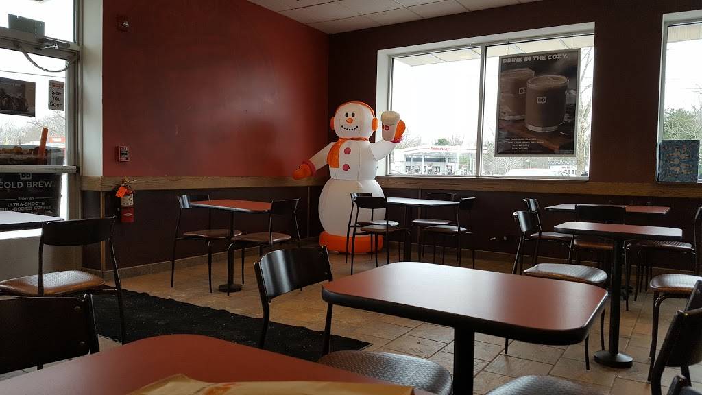 Dunkin | bakery | 8010 State Rd #31, Bridgeport, NY 13030, USA | 3156332333 OR +1 315-633-2333