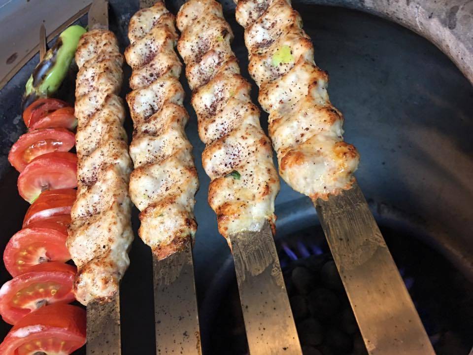 A&A Kabob Grill | restaurant | 625 Mt Clinton Pike, Harrisonburg, VA 22802, USA | 5405681894 OR +1 540-568-1894