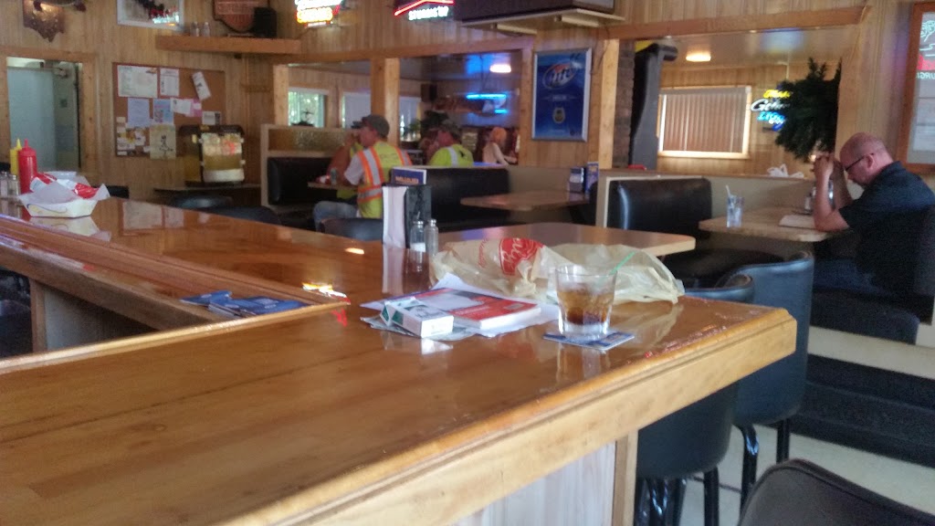 Mallalieu Inn | restaurant | 414 Wisconsin St N, Hudson, WI 54016, USA | 7153868165 OR +1 715-386-8165