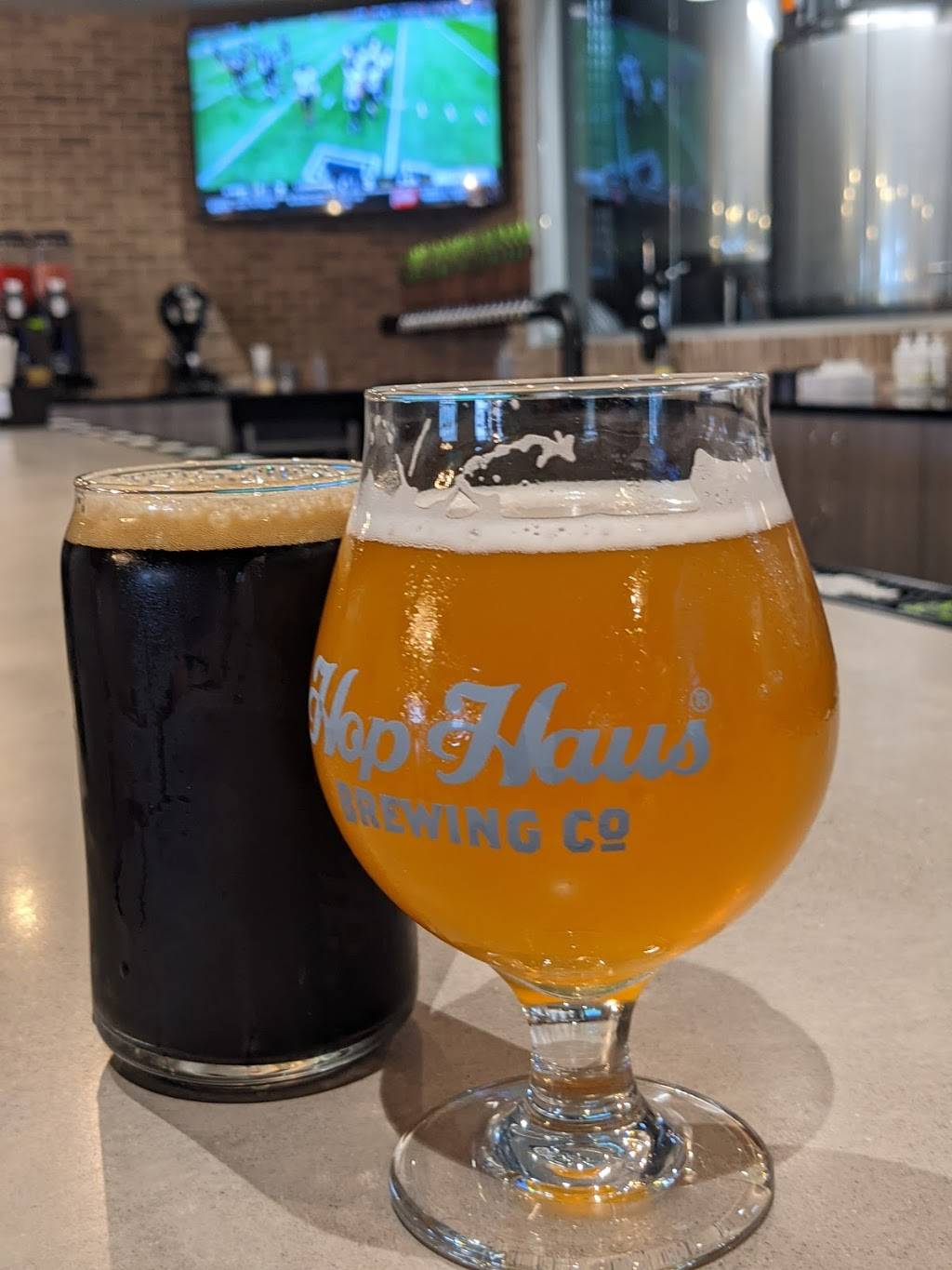 Hop Haus Brewing Company | restaurant | 2975 Sub-Zero Pkwy, Fitchburg, WI 53719, USA | 6084971133 OR +1 608-497-1133