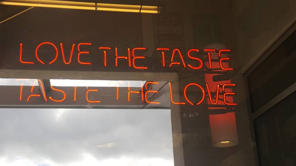 Jimmy Johns | meal delivery | 24531 Trabuco Rd Ste. G, Lake Forest, CA 92630, USA | 9497703330 OR +1 949-770-3330