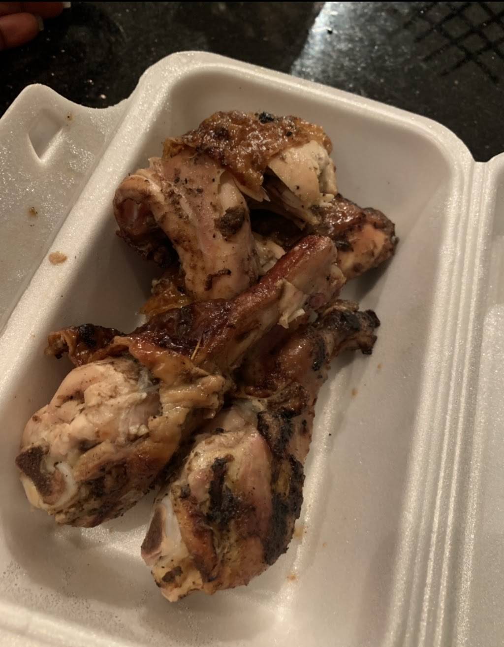 Jerk & BBQ Haven - Authentic Jamaican Food | restaurant | 488 Eglinton Ave W, Mississauga, ON L5R 0G2, Canada | 9058904545 OR +1 905-890-4545