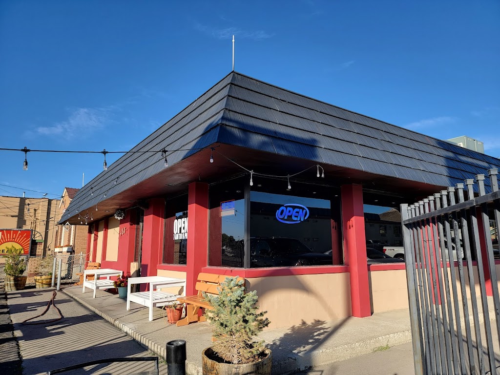 Silver Peak Bar and Grill Winnemucca | restaurant | 485 W Winnemucca Blvd, Winnemucca, NV 89445, USA | 7756251582 OR +1 775-625-1582