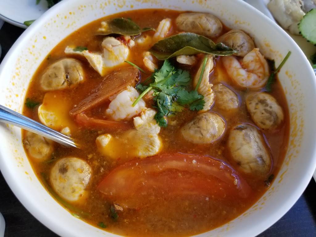 Red Chicken Restaurant | restaurant | 1001 E Las Tunas Dr, San Gabriel, CA 91776, USA | 6268720620 OR +1 626-872-0620