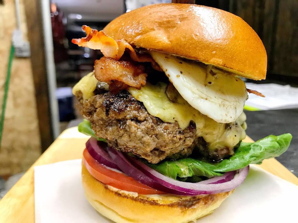 Marthitas Bar & Grill | restaurant | 1183 Broadway, Brooklyn, NY 11221, USA | 3479684480 OR +1 347-968-4480