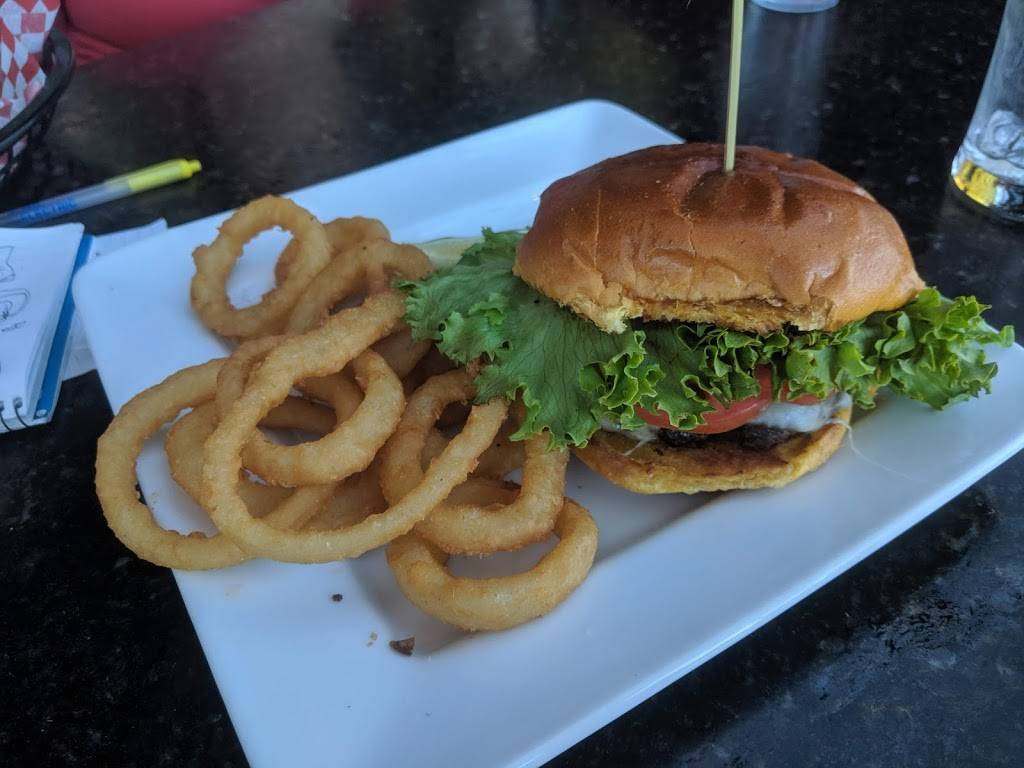 Parks & Rec Gastropub Sports Bar | restaurant | 3087 Forest Glade Dr, Windsor, ON N8R 1W6, Canada | 5199568956 OR +1 519-956-8956