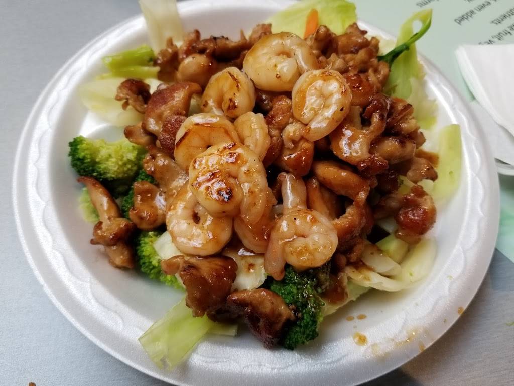 Kobe Japan | restaurant | 3800 WI-16, La Crosse, WI 54601, USA | 6087813339 OR +1 608-781-3339