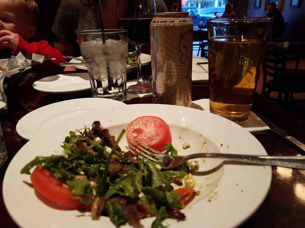 Primo | restaurant | 1326 Broad St, New Castle, IN 47362, USA | 7653882777 OR +1 765-388-2777