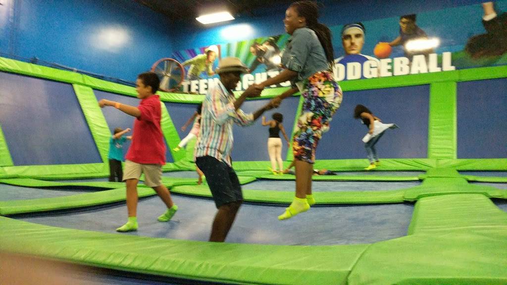 AirHeads Adventure Arena Orlando | restaurant | 33 W Pineloch Ave, Orlando, FL 32806, USA | 4074776753 OR +1 407-477-6753