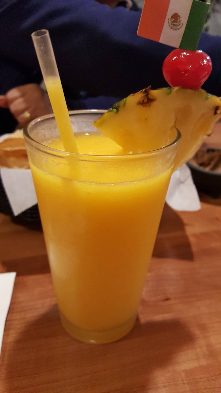 Los Tres Chiles | restaurant | 2765 Yulupa Ave, Santa Rosa, CA 95405, USA | 7073045724 OR +1 707-304-5724