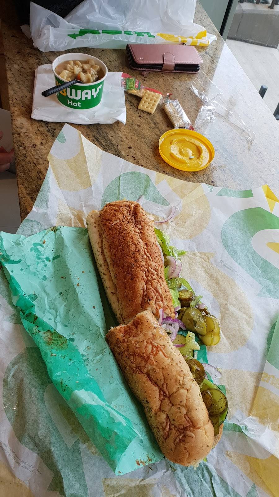 Subway | restaurant | 1212 S Michigan Ave, Chicago, IL 60605, USA | 3125881111 OR +1 312-588-1111