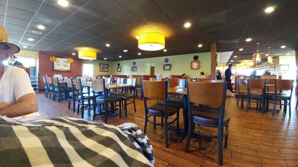 Dennys | restaurant | 1255 N Oxnard Blvd, Oxnard, CA 93030, USA | 8056049455 OR +1 805-604-9455