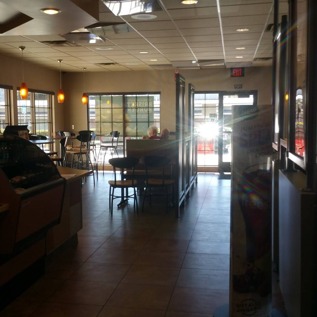 Jack in the Box | restaurant | 250 E Hwy 246, Buellton, CA 93427, USA | 8056886886 OR +1 805-688-6886