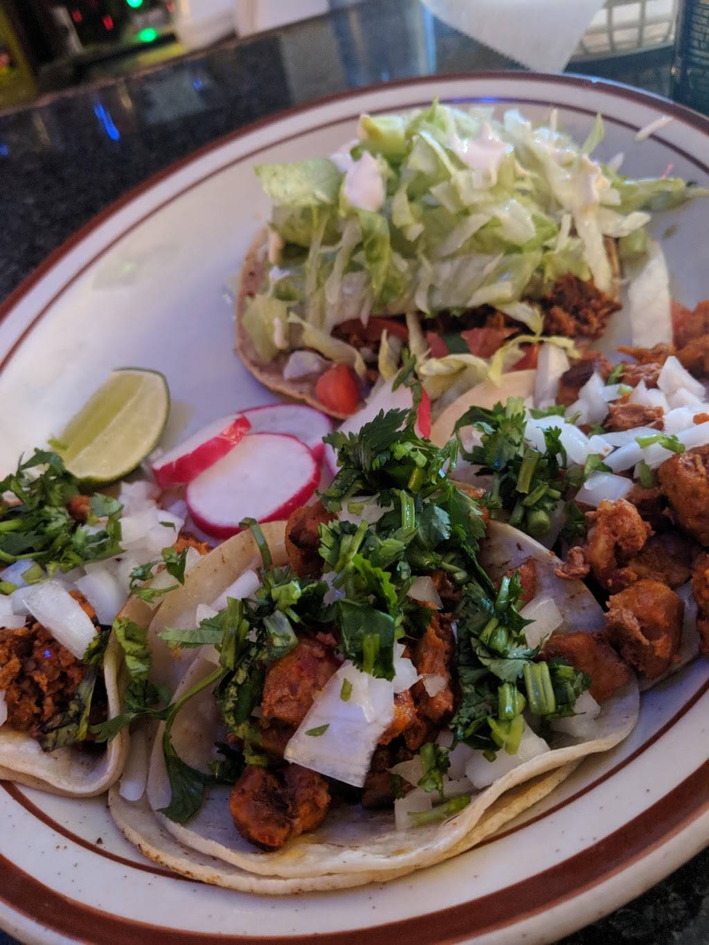 La Mexicana | restaurant | 1759 State St, Schenectady, NY 12304, USA | 5183461700 OR +1 518-346-1700