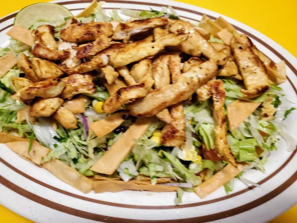 Los Parientes | restaurant | 69-08 Fresh Pond Rd, Ridgewood, NY 11385, USA | 9293878077 OR +1 929-387-8077