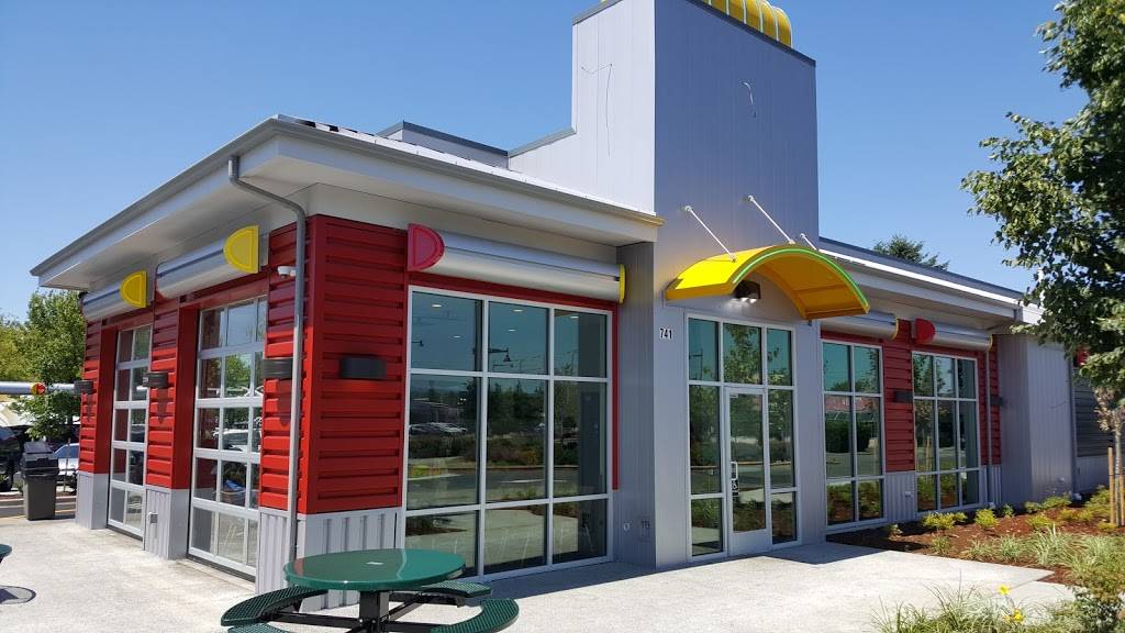 Sonic Drive-In | restaurant | 741 Rainier Ave S, Renton, WA 98057, USA | 4252078115 OR +1 425-207-8115