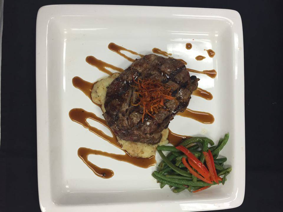 App8ite Bar and Grill | restaurant | 11160 Southwest Fwy, Houston, TX 77031, USA | 8329551044 OR +1 832-955-1044