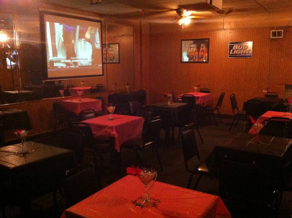 PPH Lounge | restaurant | 11526 Portlance Ave, Detroit, MI 48205, USA | 3133719821 OR +1 313-371-9821