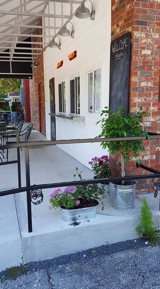 StrEAT Side Take Out | meal takeaway | 524 N Howe St, Southport, NC 28461, USA | 9103634113 OR +1 910-363-4113