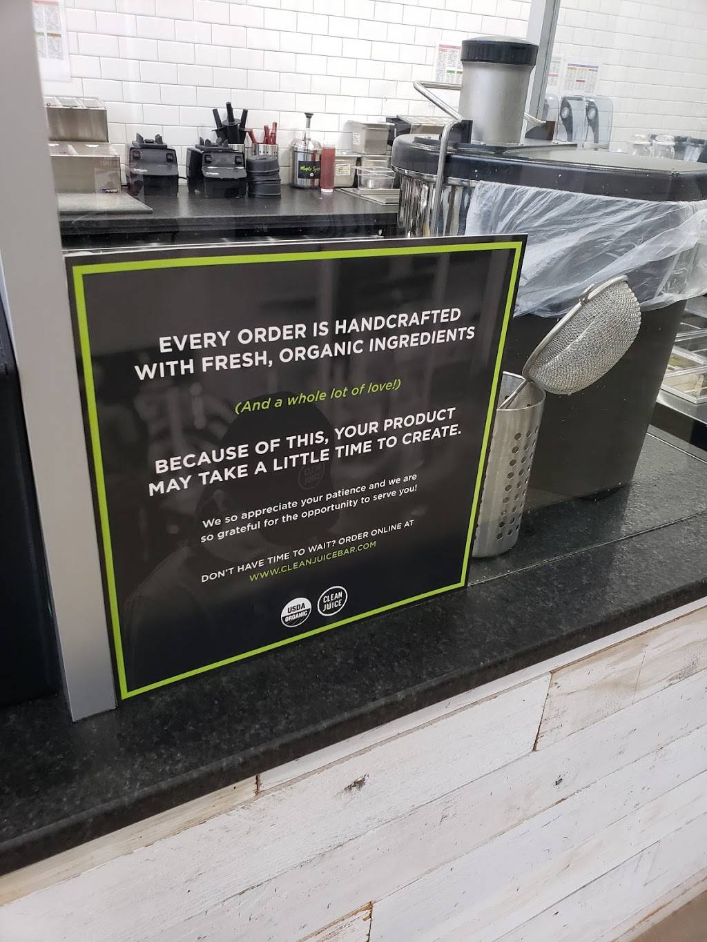 Clean Juice | restaurant | 3155 Levis Commons Blvd, Perrysburg, OH 43551, USA | 5673318248 OR +1 567-331-8248