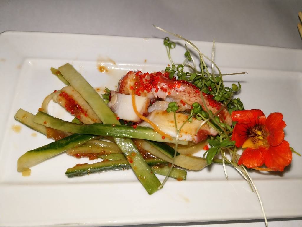 Kazumi Sushi Lounge | restaurant | 6394 Rue Sherbrooke E, Montréal, QC H1N 3P6, Canada | 4383809898 OR +1 438-380-9898