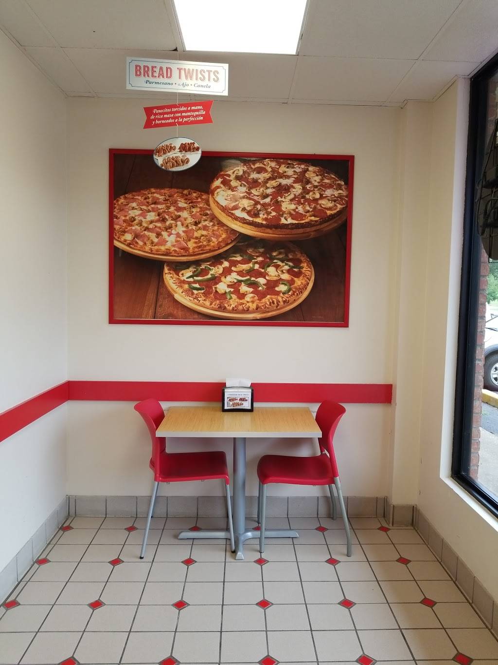 Dominos Pizza | meal delivery | 511 US Highway 79 S, Henderson, TX 75654, USA | 9036552222 OR +1 903-655-2222