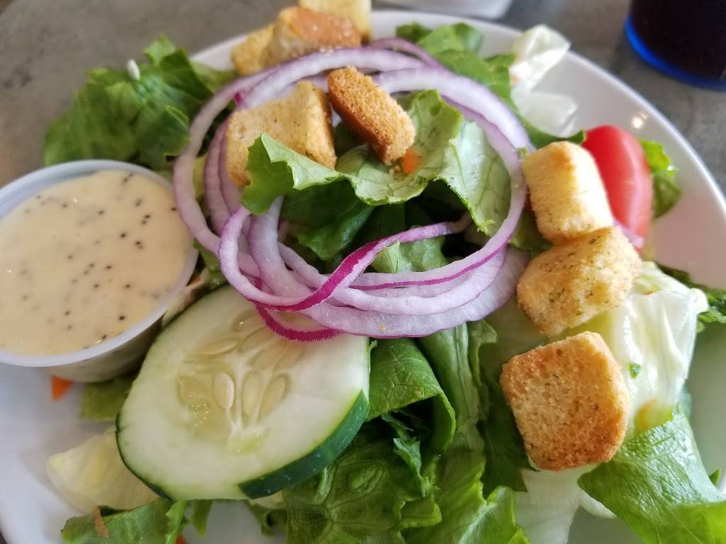 The Landmark Family Restaurant | restaurant | 825 Fairport Rd, East Rochester, NY 14445, USA | 5853489177 OR +1 585-348-9177