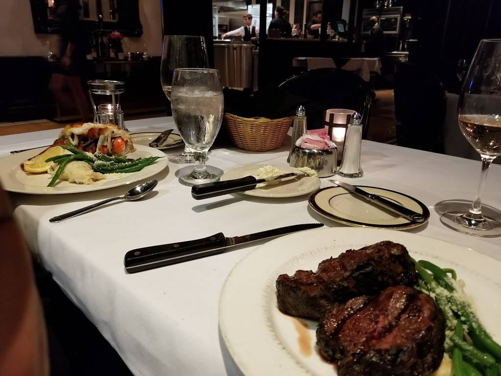 The Tenderloin Room | restaurant | 232 Kingshighway Blvd, St. Louis, MO 63108, USA | 3143610900 OR +1 314-361-0900