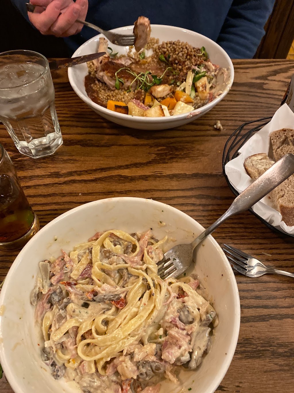 Deadwood Social Club | restaurant | 657 Main St, Deadwood, SD 57732, USA | 6055781533 OR +1 605-578-1533