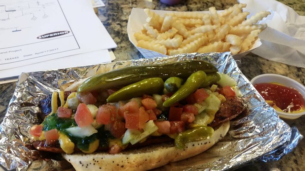 DJs Hot Dog Company | restaurant | 7035 E 96th St, Indianapolis, IN 46250, USA | 3178428442 OR +1 317-842-8442