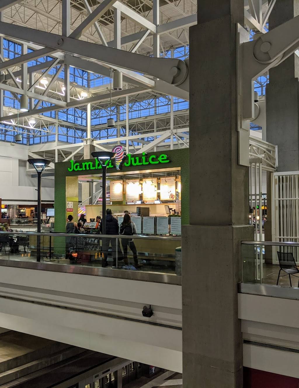 Jamba DEN I - Denver Intl Airport | restaurant | Concourse B, 8500 Peña Blvd, Denver, CO 80249, USA | 3033428398 OR +1 303-342-8398