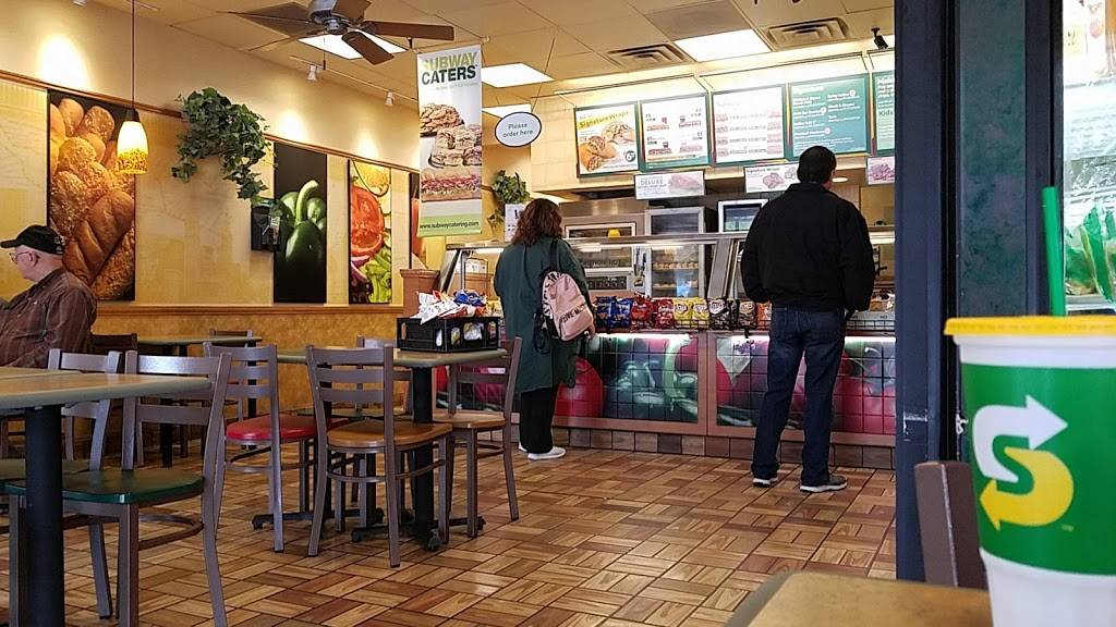 Subway | restaurant | 2744 Whitson St, Selma, CA 93662, USA | 5598919007 OR +1 559-891-9007