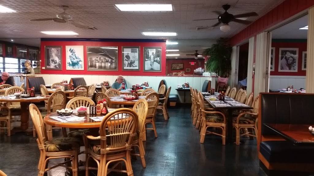 Hilarys Restaurant and Royal Deli | restaurant | 630 Royal Palm Beach Blvd # 2, Royal Palm Beach, FL 33411, USA | 5617907301 OR +1 561-790-7301