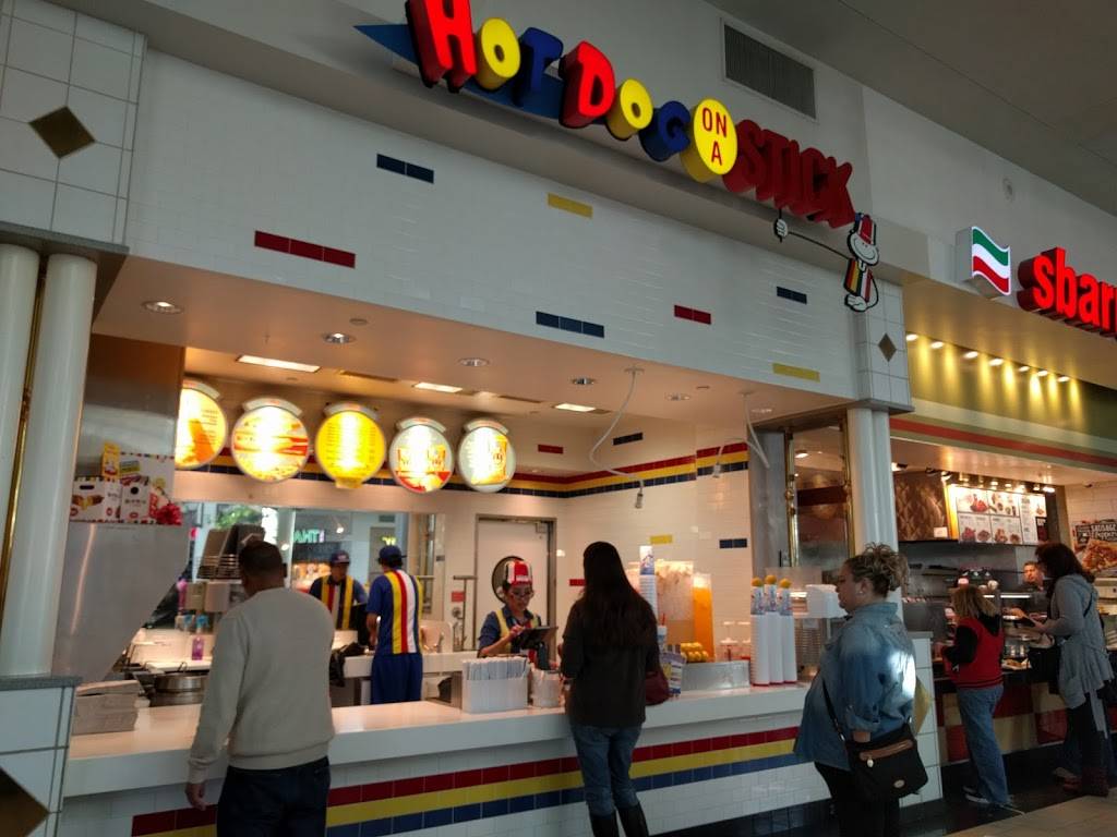 Hot Dog | restaurant | 1689 Arden Way #2016, Sacramento, CA 95815, USA | 9169258402 OR +1 916-925-8402
