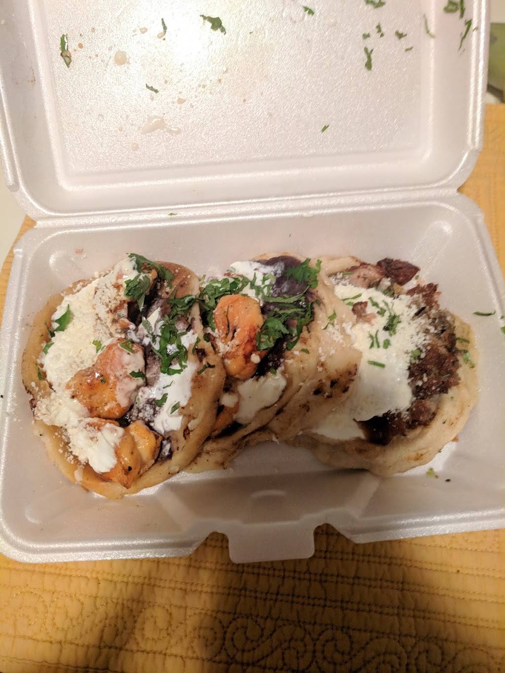 Tacos El Dorado | restaurant | 763A Flatbush Ave, Brooklyn, NY 11226, USA | 7188566677 OR +1 718-856-6677